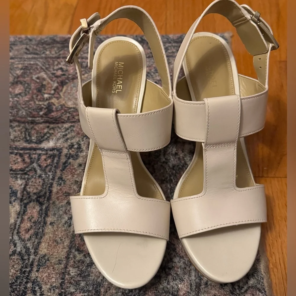 MICHAEL Michael Kor’s Becket Block Heel Platform Sandal - Picture 9 of 12